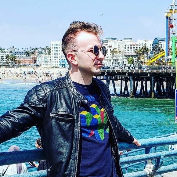 Meet your Posher, Alex - Picture 1 of 1